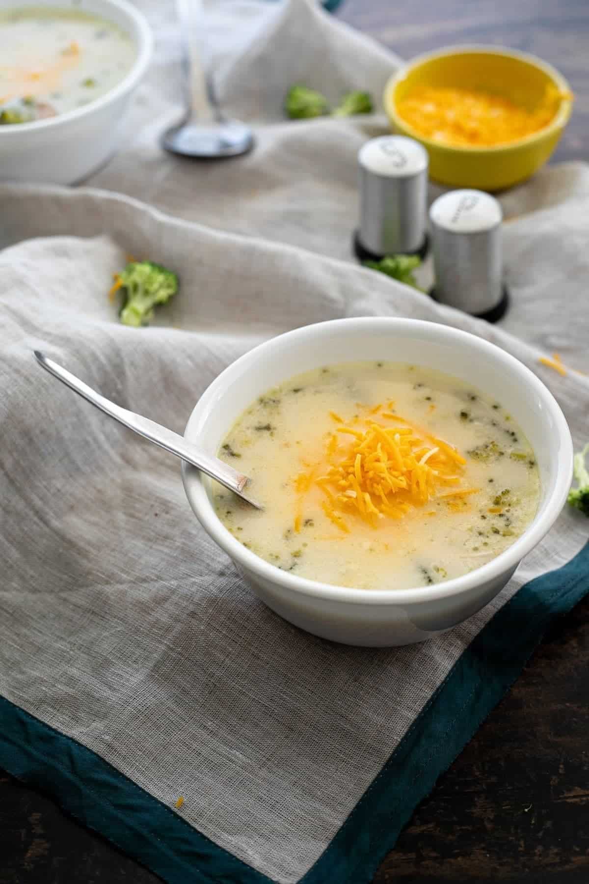 Instant Pot Keto Chicken Soup With Broccoli