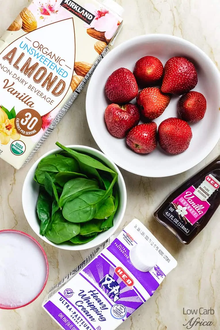 ingredients used in making strawberry spinach smoothie