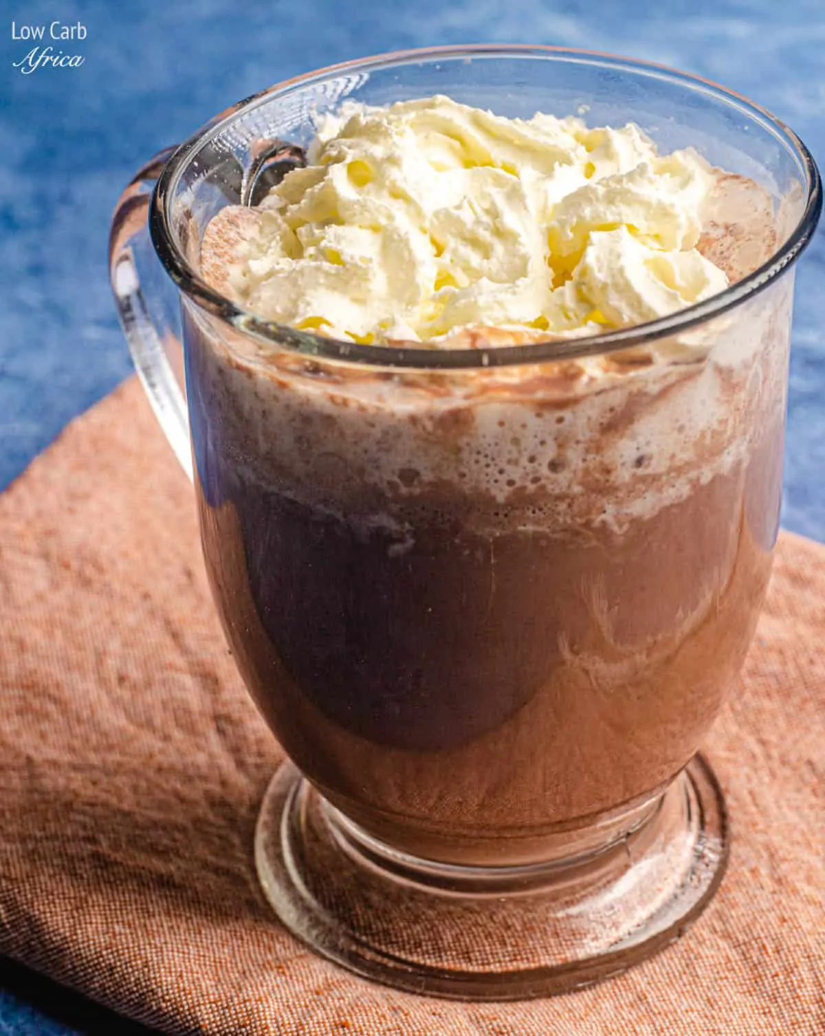 https://lowcarbafrica.com/wp-content/uploads/2020/10/Keto-Hot-Chocolate-Recipe-1.webp