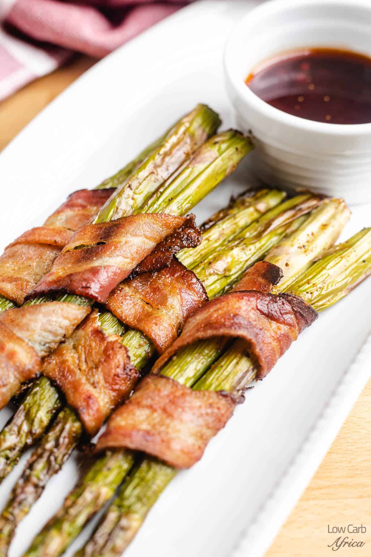 asparagus wrapped with bacon