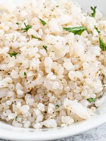 konjac rice on white bowl