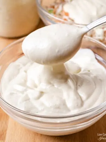 keto mayonnaise in a bowl