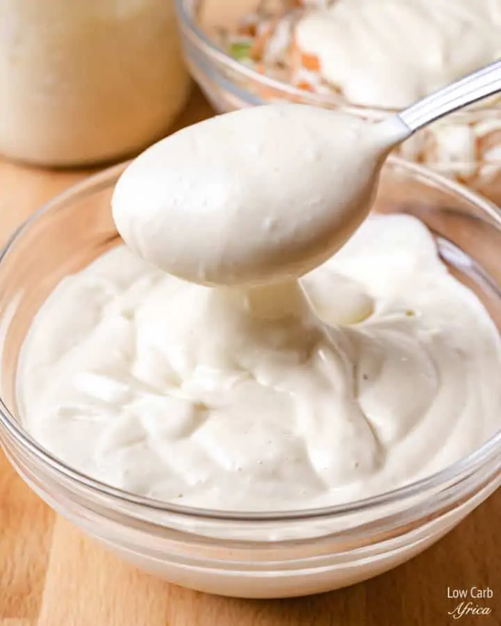 keto mayonnaise in a bowl