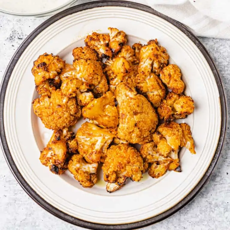 plate of air fryer buffalo cauliflower