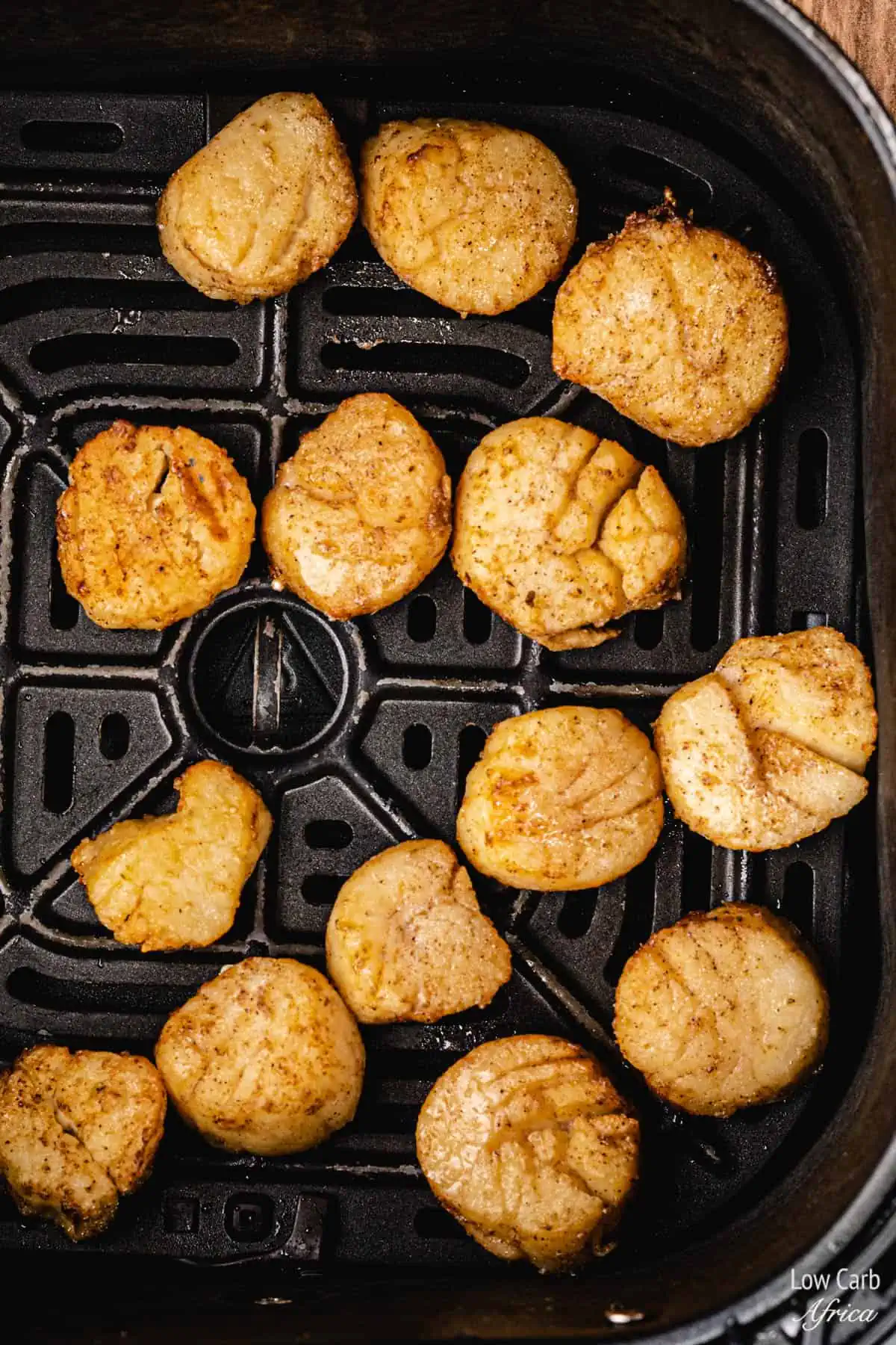 scallops cooking in the air fryer