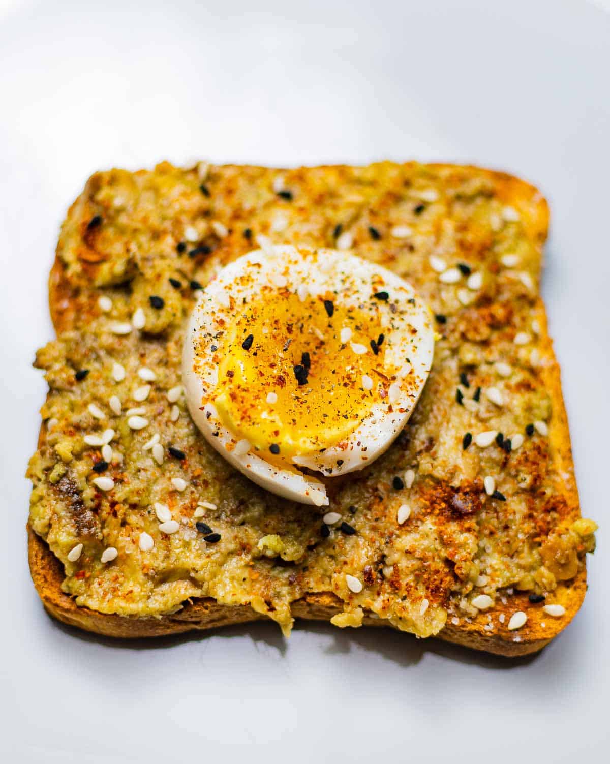 Avocado Toast With Egg Recipe
