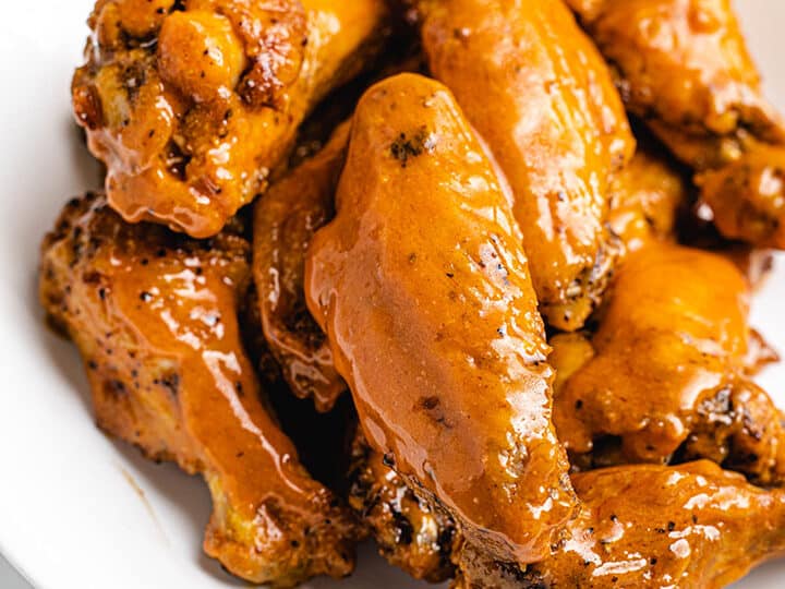 air fryer chicken wings ready to serve