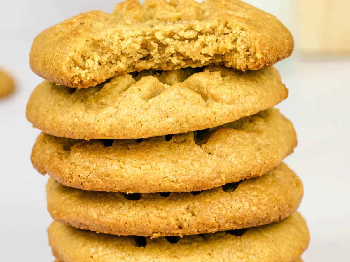 Keto peanut butter cookies ready to serve.
