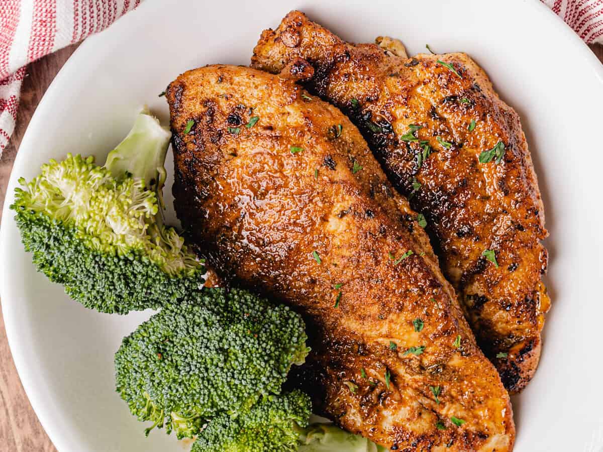 Fried Chicken Breast with broccoli