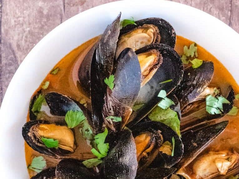 top view of keto friendly mussel stew