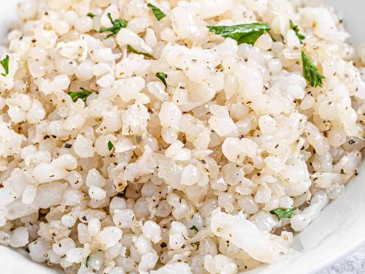 konjac rice on white bowl