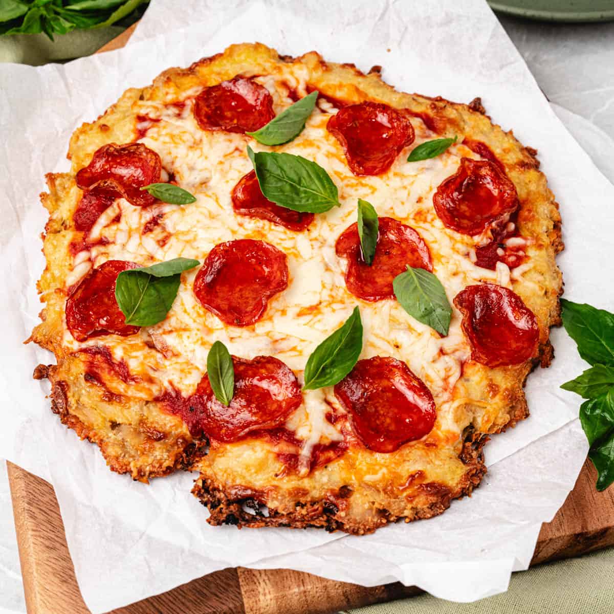 Chicken crust pizza ready to eat