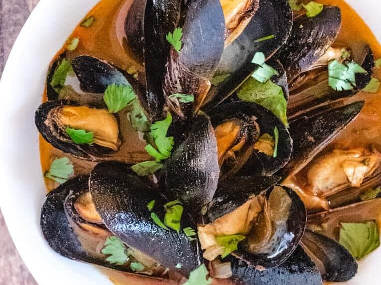 top view of keto friendly mussel stew